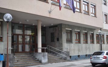 Začasni odvzem vozniške osebi, ki ima tuje vozniško dovoljenje Začasni odvzem vozniškega dovoljenja osebi, ki ima tuje vozniško dovoljenje