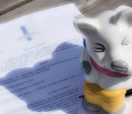 Predlog za oprostitev plačila stroškov postopka (odvzem vozniške) Predlog za oprostitev plačila stroškov postopka (odvzem vozniške)