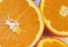 Kakijev smoothie s cimetom