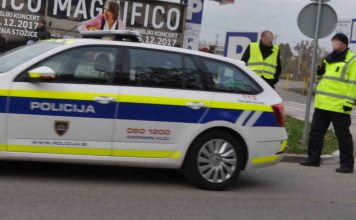 Tuje vozniško dovoljenje in odložitev izvršitve prenehanja veljavnosti vozniškega dovoljenja Tuje vozniško dovoljenje, odložitev izvršitve prenehanja veljavnosti vozniškega dovoljenja