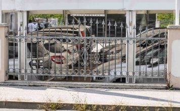 Sodišča še vedno brez razloga zasegajo vozila odvzeta s strani policije Sodišča še vedno brez razloga zasegajo vozila odvzeta s strani policije (1 of 1)